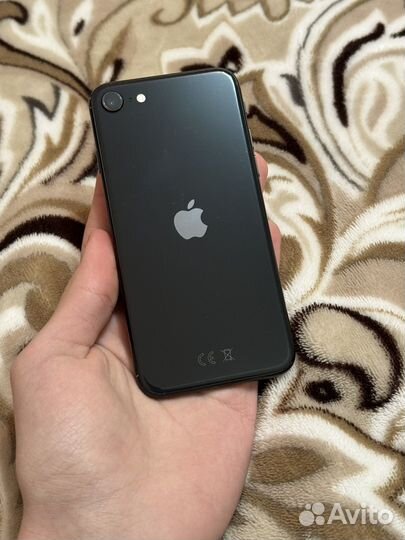 iPhone SE (2020), 128 ГБ