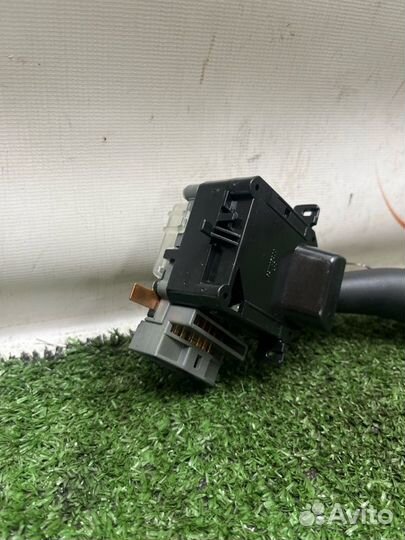 Подрулевой переключатель дворников Kia Sportage 2