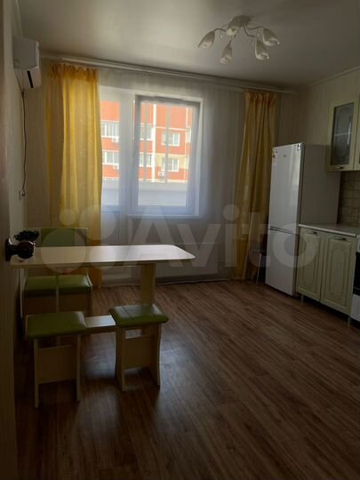 2-к. квартира, 60 м², 14/16 эт.