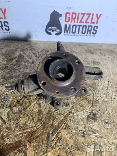 Кулак поворотный передний правый Peugeot 408 T73