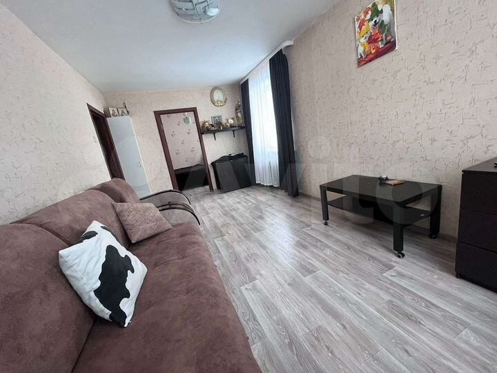 3-к. квартира, 54 м², 2/5 эт.