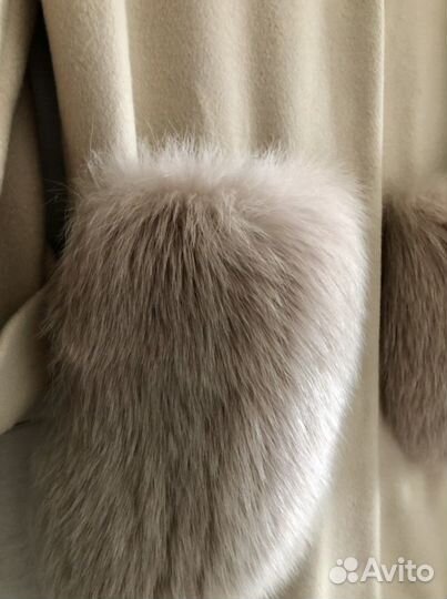 Пальто UbyU с меховыми карманами, размер L