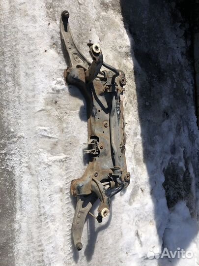 Подрамник передний в сборе для ford focus 3