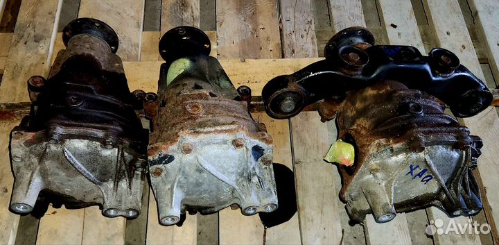 Задний редуктор на Toyota highlander u40