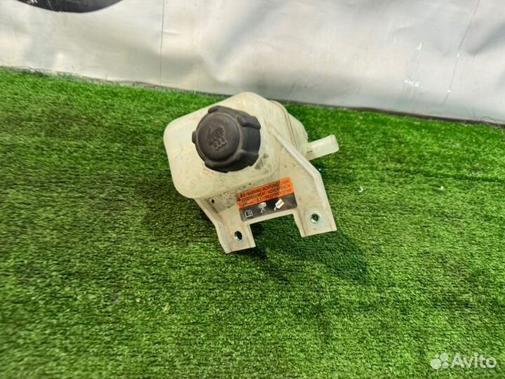 Расширительный бачок инвертора Nissan X-Trail