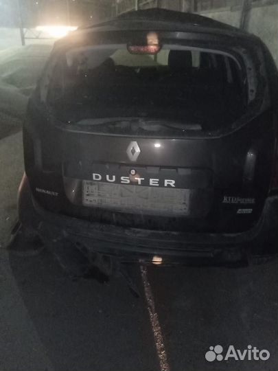 Renault Duster 1.6 МТ, 2017, битый, 70 000 км