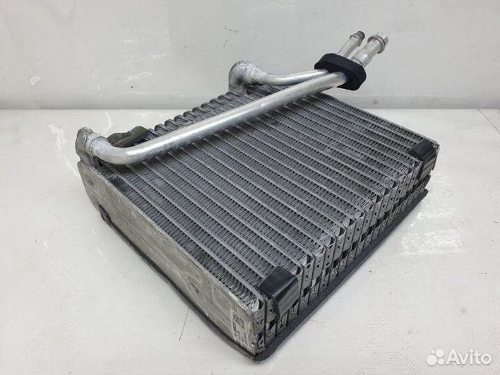 Радиатор кондиционера (конденсер) Volkswagen