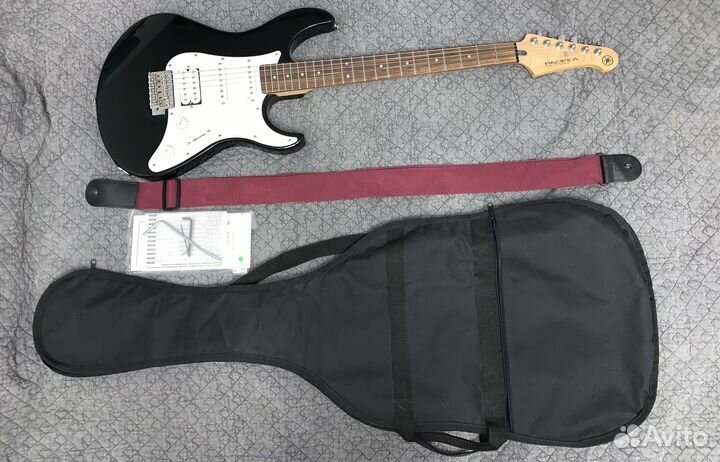 Электрогитара Yamaha pacifica 112j