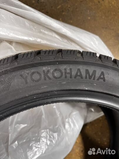 Yokohama Ice Guard IG65 295/40 R21 111T