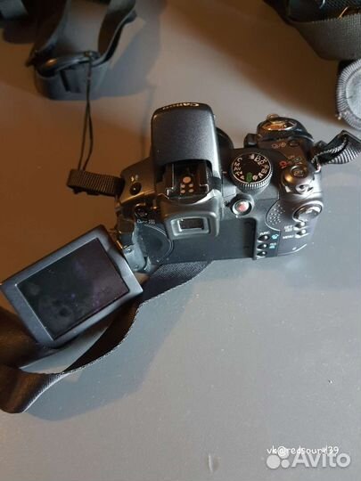 Canon PowerShot s5 is