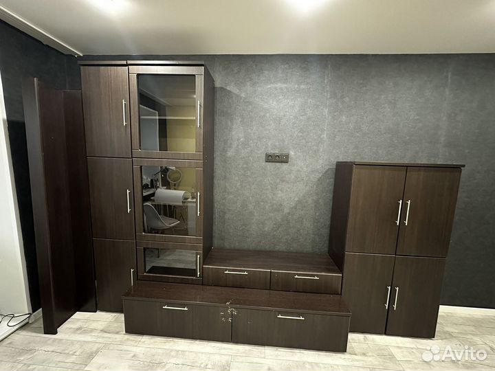 Стенка в гостиную