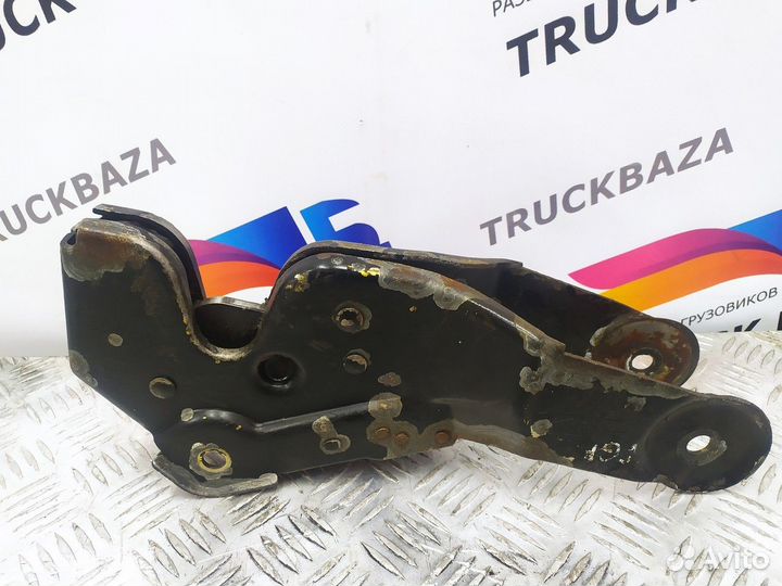 350189480 Замок кабины