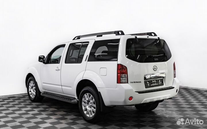 Nissan Pathfinder 2.5 AT, 2013, 217 000 км