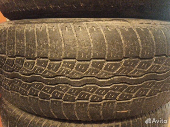 Bridgestone Dueler A/T 225/70 R16