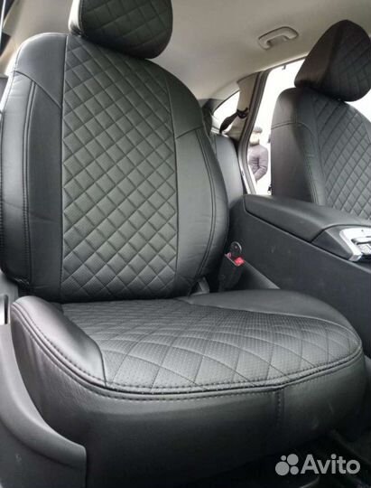 Авточехлы из экокожи Ромб черный модельные премиум