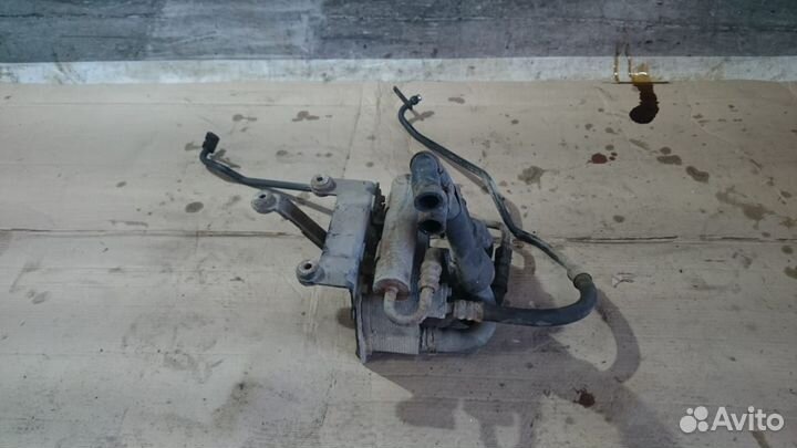 Масляный радиатор АКПП в сборе Audi A8 D3