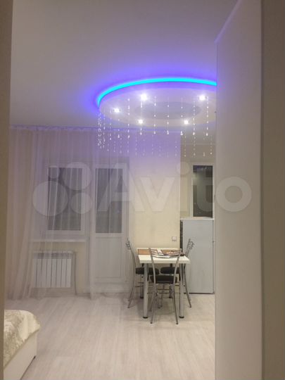 1-к. квартира, 37 м², 13/18 эт.