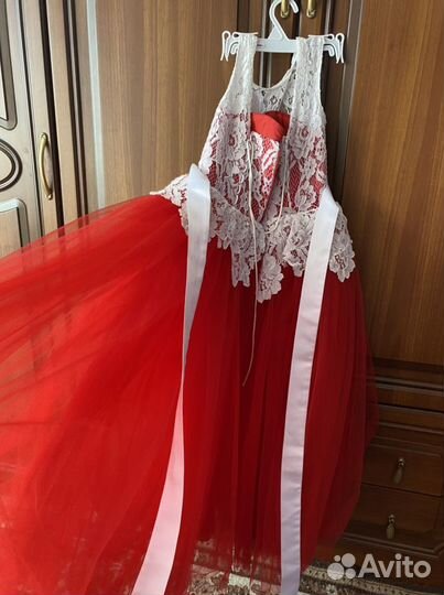 Нарядное платье н выпускной