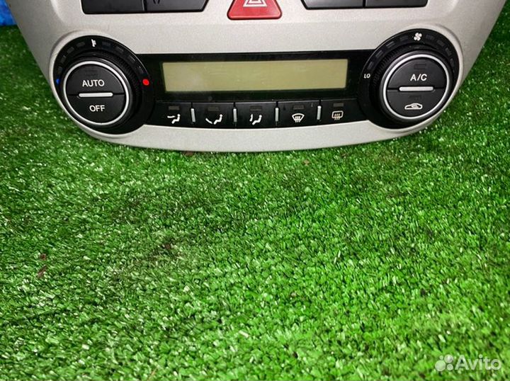 Блок управления климат-контролем Kia Ceed ED