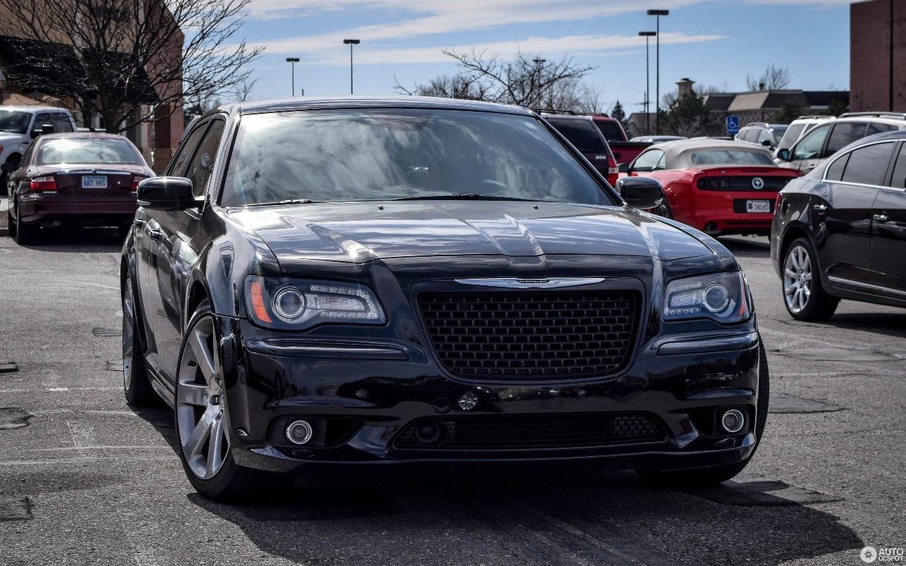 Chrysler 300C: фото владельца