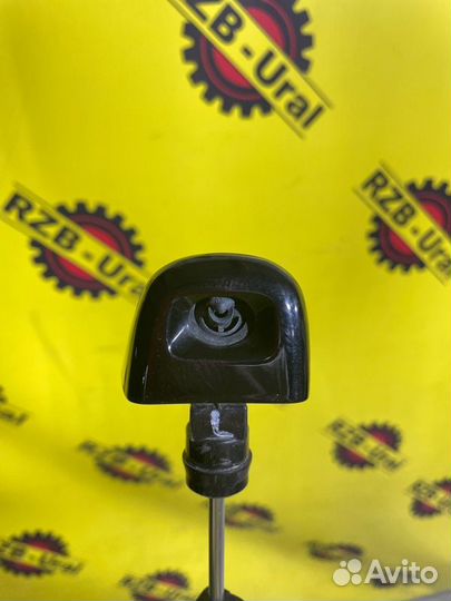 Форсунка омывателя фар левая Nissan Patrol Y62 Y62