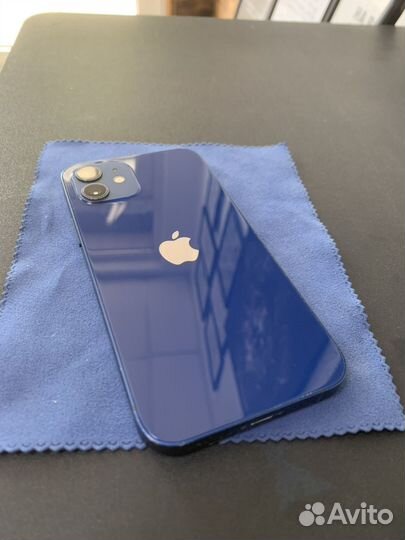 iPhone 12, 64 ГБ