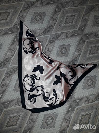 Шейный платок женский