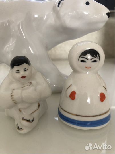 Фарфоровые статуэтки эскимосы