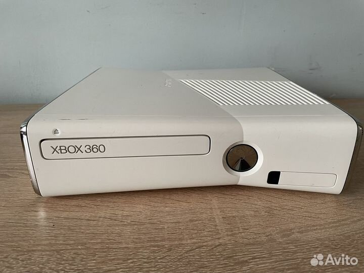 Xbox 360 б/у прошитый