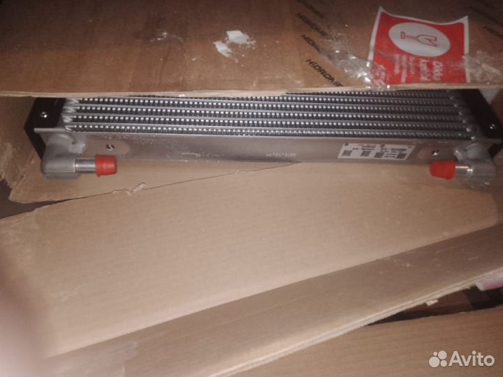 Масляный радиатор на трактор hidromek