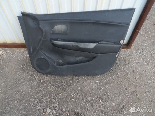 Карта двери передней правой Kia Rio III