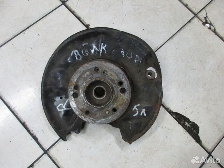 Кулак подвески задний правый w124 E-class