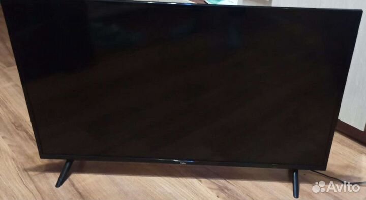 Телевизор на запчасти, + пульт