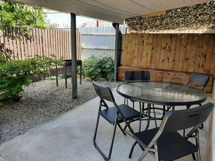 Дом 35 м² на участке 2 сот.