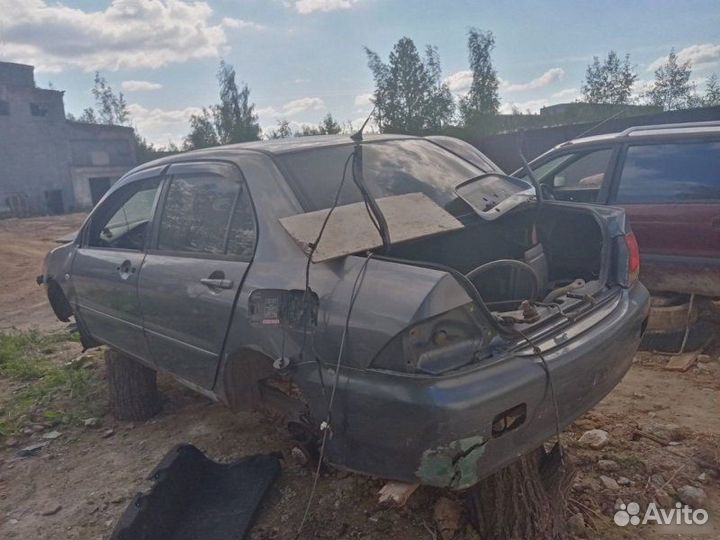 Рычаг подвески передний Mitsubishi Lancer 9