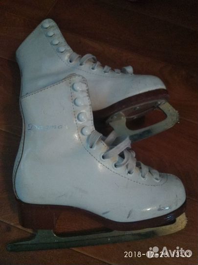 Продам детские коньки