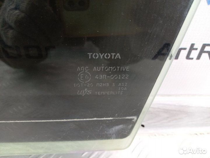 Стекло двери задней левой Toyota Rav 4 XA40 2.0