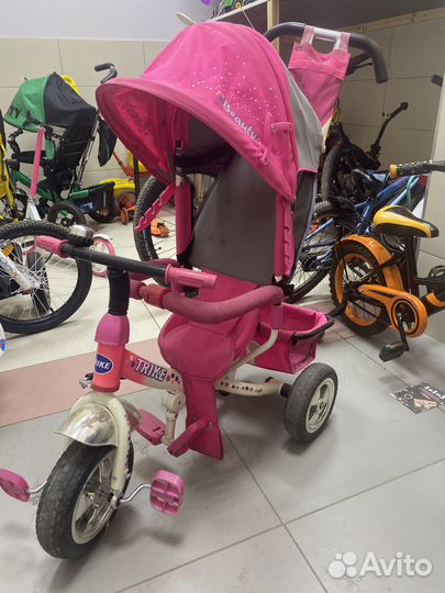 Трехколесный велосипед