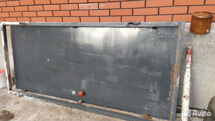 Дверь входная металлическая