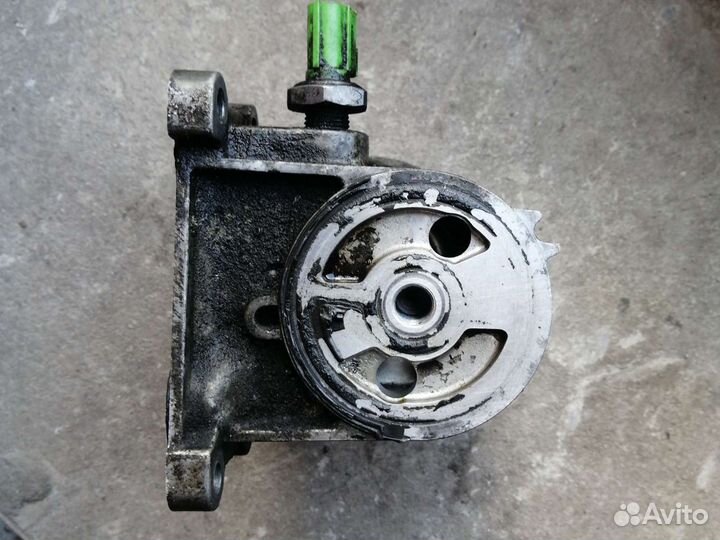 Корпус масляного фильтра мазда сх7 в сборе