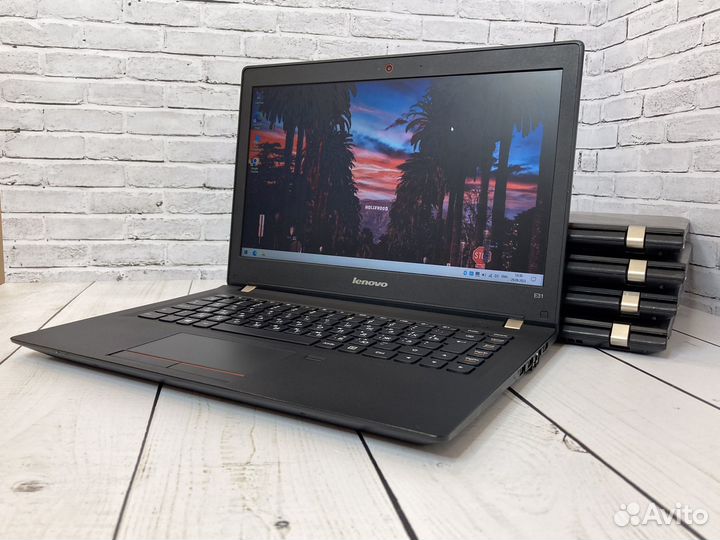 Быстрый ноутбук Lenovo i3/SSD/4gb/гарантия