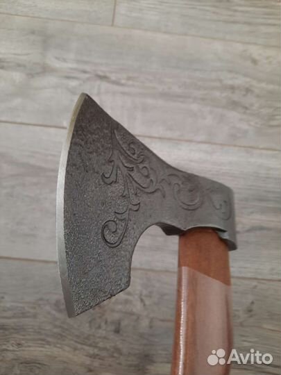 Топор кованый 