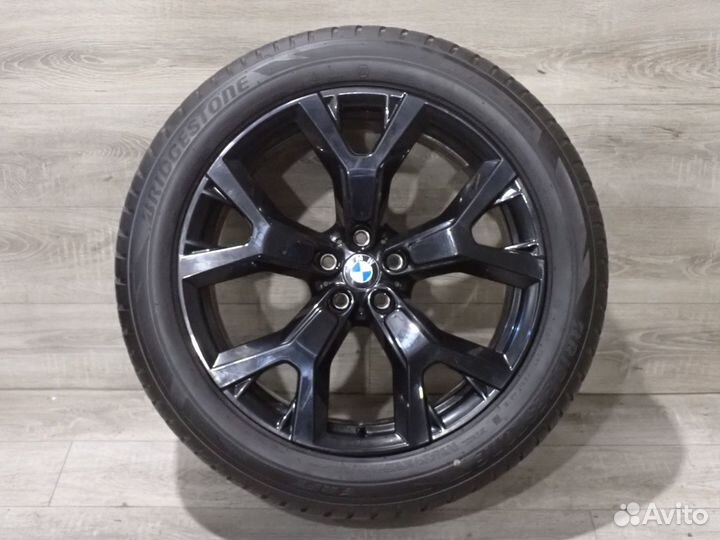 Комплект оригинальных колес R21 BMW Х7 G07 зима