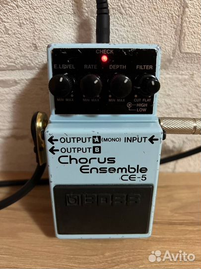Гитарная педаль Хорус Boss CE-5 Chorus Ensemble