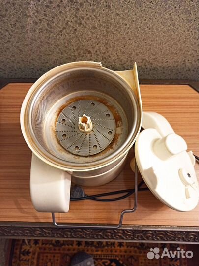 Электросоковыжималка СССР