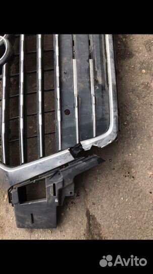 Решотка радиатора audi Q 7