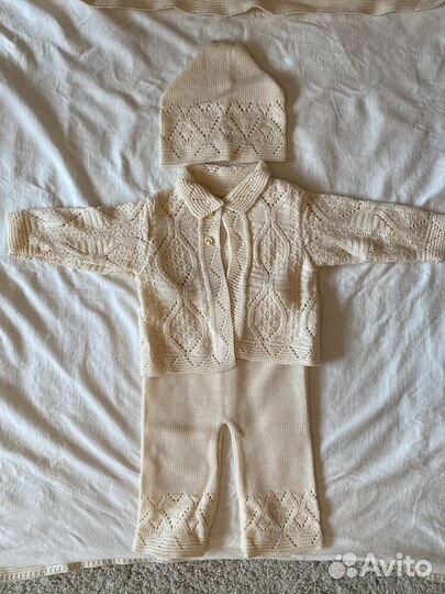 Конверт + комплект одежды на выписку