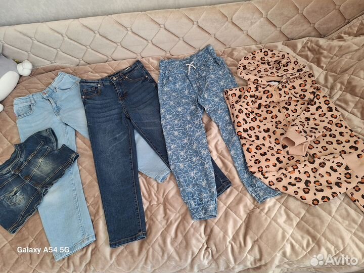 Пакет одежды для девочки 128р