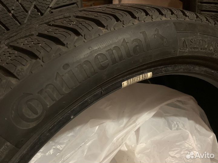 Continental ContiVikingContact 7 255/35 R19 96T