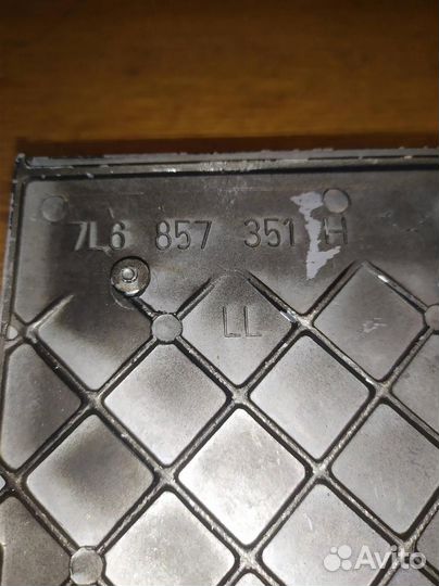 Накладка декоративная VW Touareg